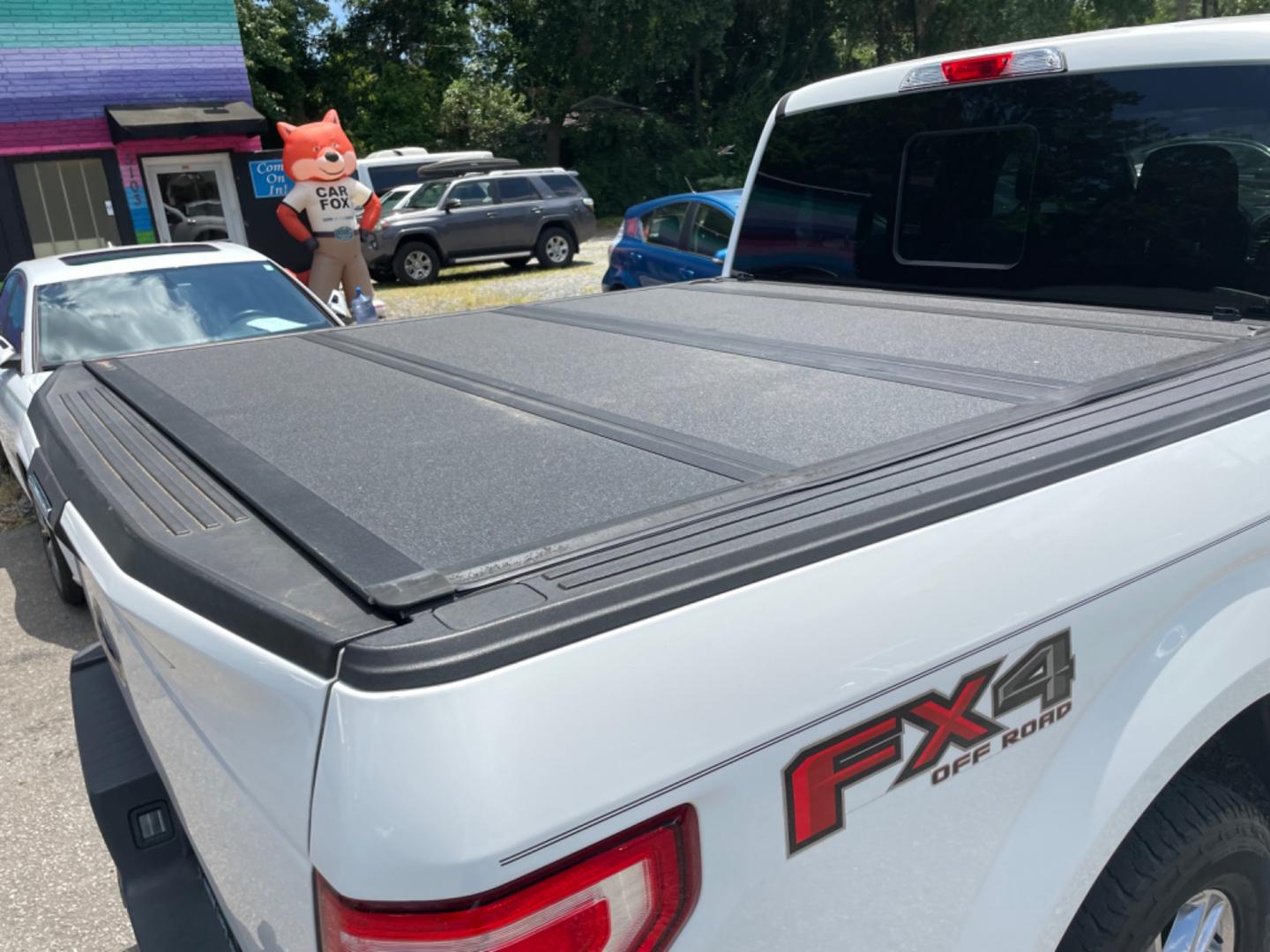 2016 WHITE FORD F-150 XLt (1FTEW1EP1GF) with an 2.7L engine, Automatic transmission, located at 5103 Dorchester Rd., Charleston, SC, 29418-5607, (843) 767-1122, 36.245171, -115.228050 - Clean CarFax (no accidents reported!) CD/AM/FM/Sat/Bluetooth, Dual Climate Control, Power Everything (windows, locks, seats, mirrors), Rear Power Sliding Window, 2 Power Inverters, Keyless Entry, Running Boards, Bed Cover, Tow Package, Chrome Wheels. Local Trade-in! 163k miles Located at New Life A - Photo#14